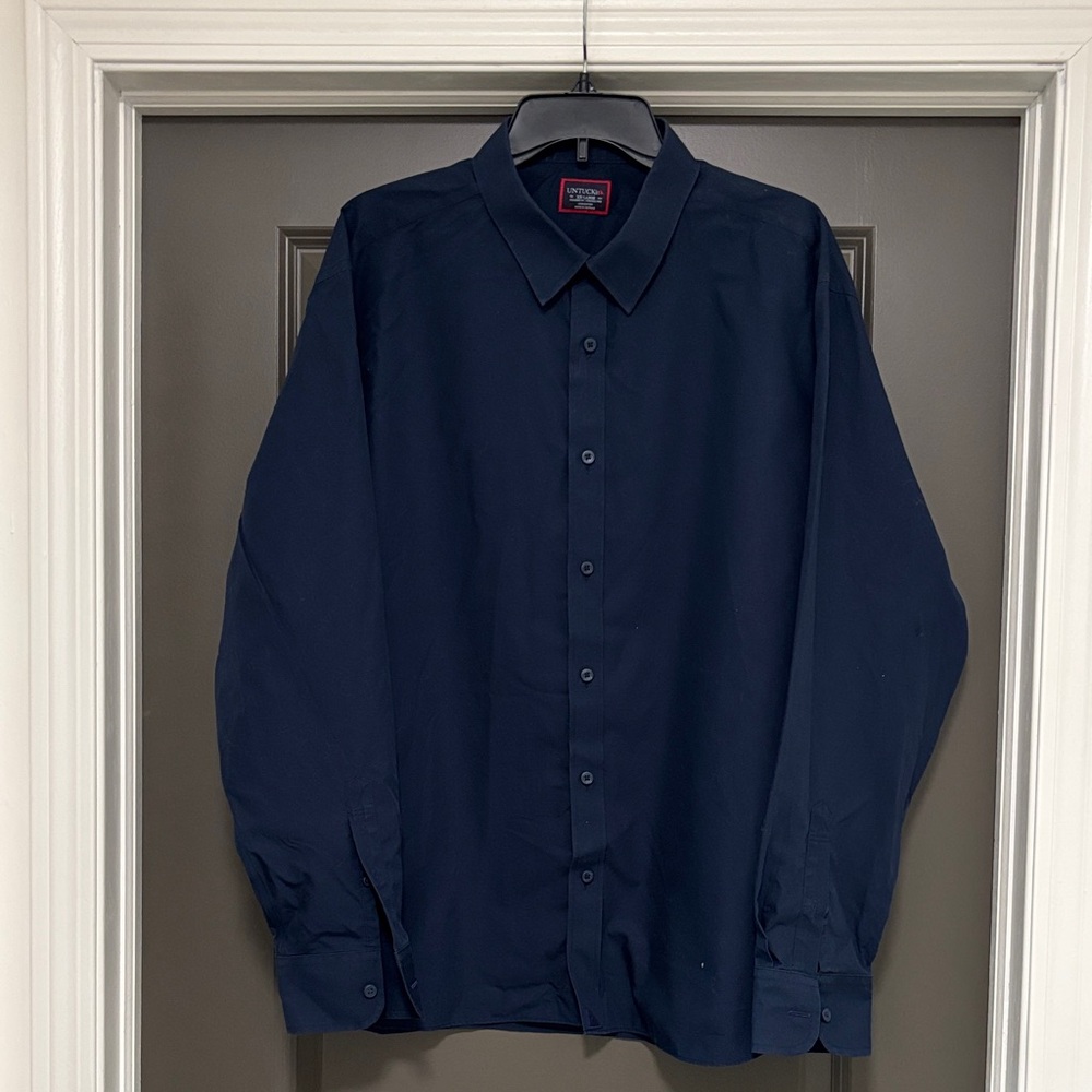 Untuckit navy blue colored shirt XXL